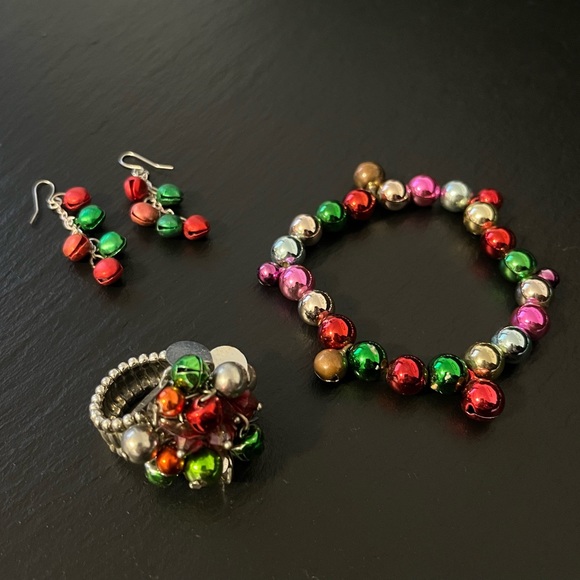 Christmas Holidays Multicolor Beaded Bells Set with Ring Earrings & Bracelet - Picture 14 of 14